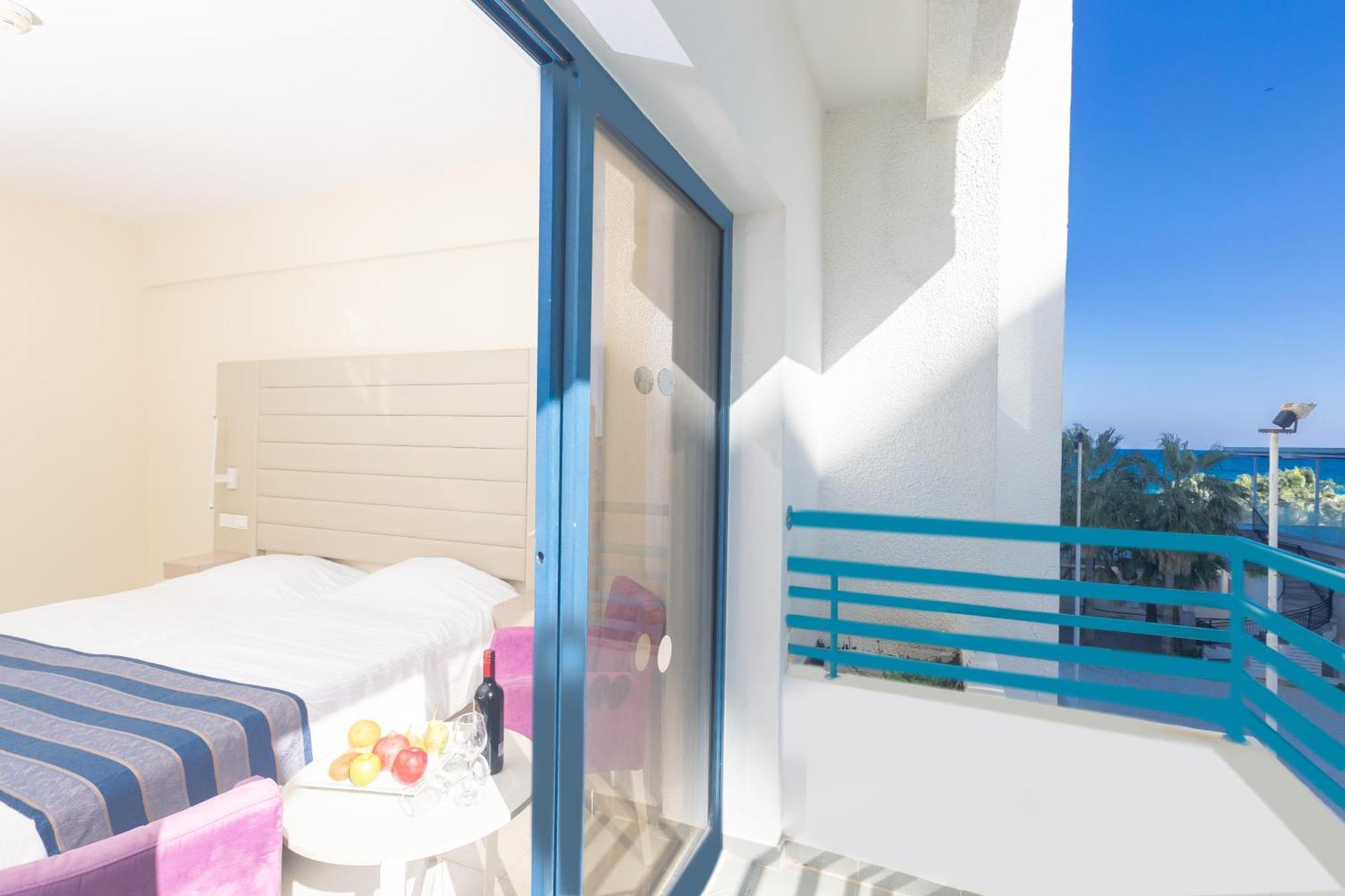 Iliada Beach Hotel Protaras Exterior foto